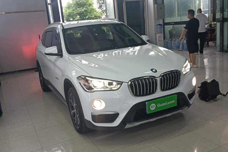 Used BMW X1 2016 sDrive18Li Luxury Model Front Right 45 Deg