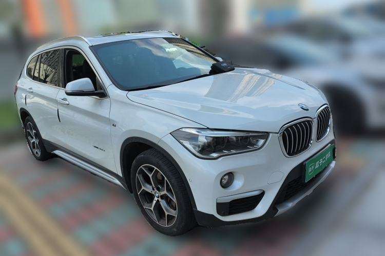 Used BMW X1 2016 sDrive20Li Luxury Model Front Right 45 Deg