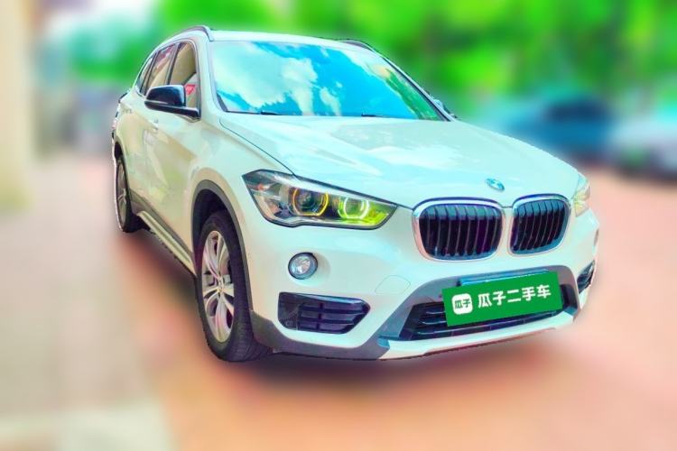 Used BMW X1 2016 sDrive20Li Luxury Model Front Right 45 Deg