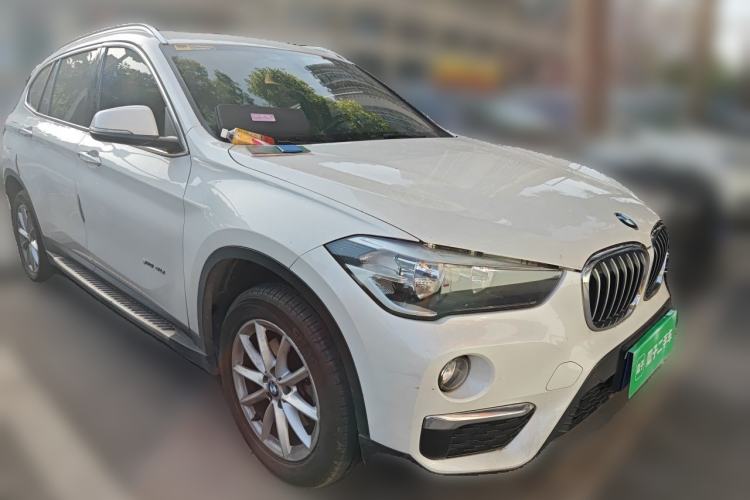 Used BMW X1 2016 sDrive18Li Fashion Model Front Right 45 Deg