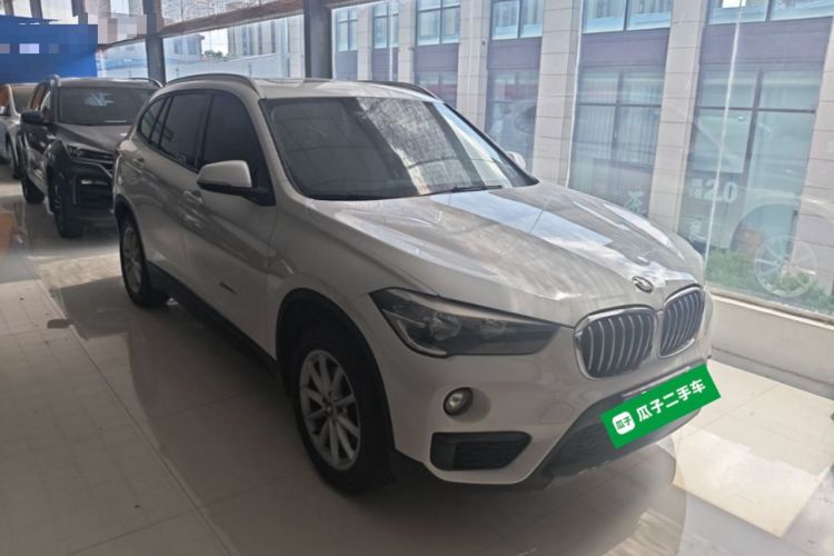 Used BMW X1 2016 sDrive18Li Fashion Model Front Right 45 Deg