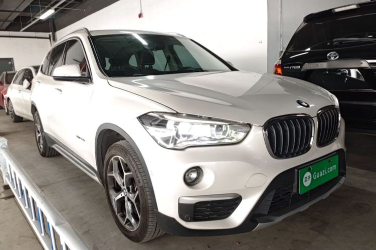 Used BMW X1 2016 sDrive20Li Luxury Model Front Right 45 Deg