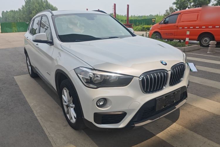 Used BMW X1 2016 sDrive18Li Fashion Model Front Right 45 Deg