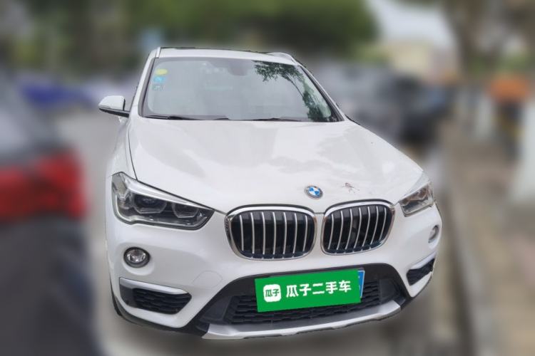 Used BMW X1 2016 sDrive18Li Luxury Model Front Right 45 Deg