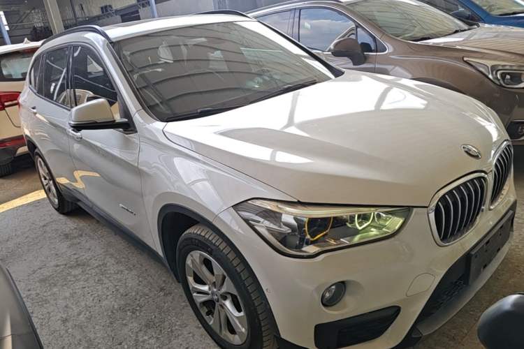 Used BMW X1 2016 sDrive18Li Premium Edition Front Right 45 Deg