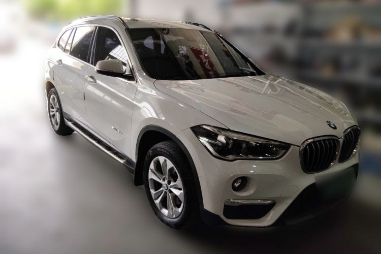 Used BMW X1 2016 sDrive18Li Premium Edition Front Right 45 Deg