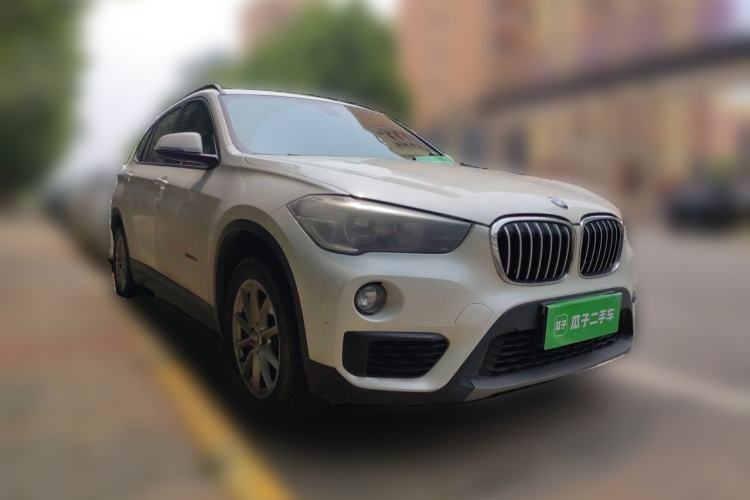 Used BMW X1 2016 sDrive18Li Fashion Model Front Right 45 Deg