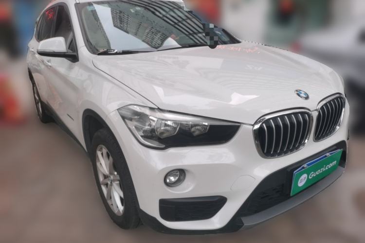 Used BMW X1 2016 sDrive18Li Fashion Model Front Right 45 Deg