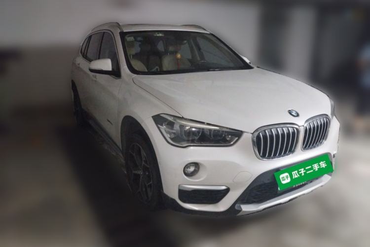 Used BMW X1 2016 sDrive18Li Luxury Model Front Right 45 Deg