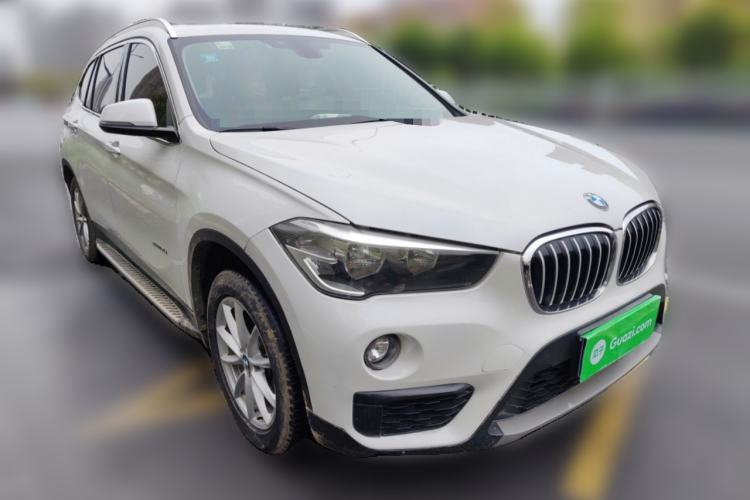 Used BMW X1 2016 sDrive18Li Fashion Model Front Right 45 Deg