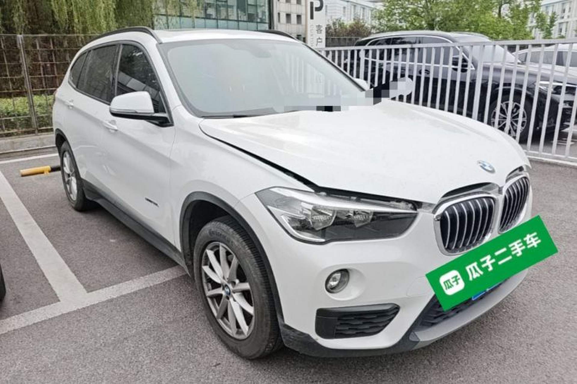 Used BMW X1 2016 sDrive18Li Fashion Model Front Right 45 Deg