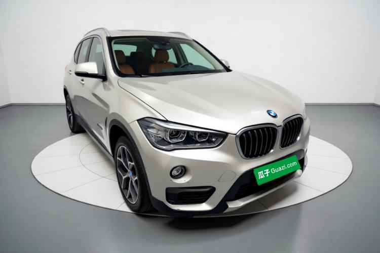 Used BMW X1 2016 sDrive20Li Luxury Model Front Right 45 Deg