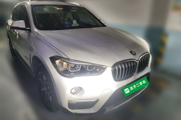 Used BMW X1 2016 sDrive20Li Luxury Model Front Right 45 Deg