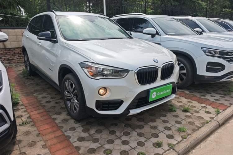 Used BMW X1 2016 xDrive20Li Luxury Model Front Right 45 Deg
