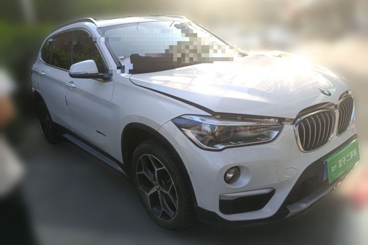 Used BMW X1 2016 sDrive18Li Luxury Model Front Right 45 Deg