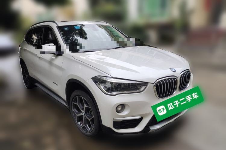 Used BMW X1 2016 sDrive18Li Luxury Model Front Right 45 Deg