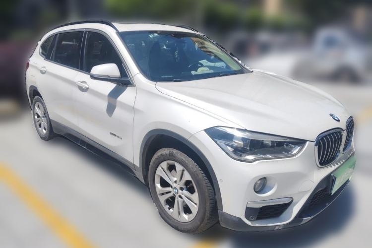 Used BMW X1 2016 sDrive18Li Premium Edition Front Right 45 Deg