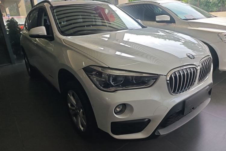 Used BMW X1 2016 sDrive18Li Premium Edition Front Right 45 Deg