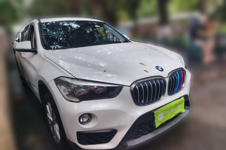 Used BMW X1 2016 sDrive18Li Fashion Model Front Right 45 Deg