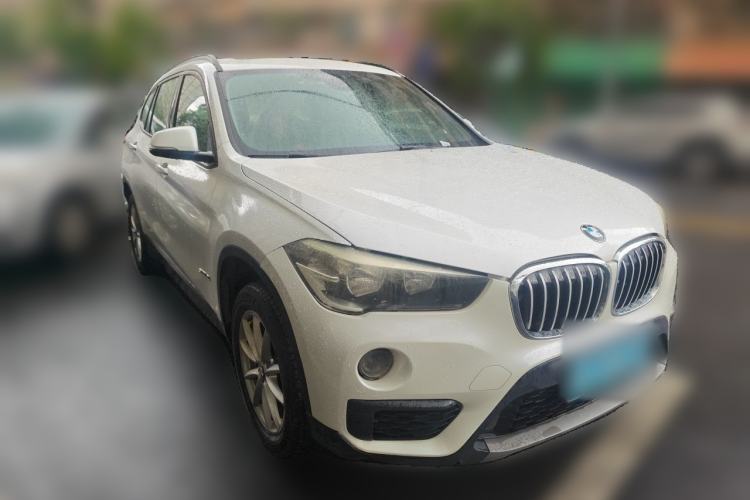 Used BMW X1 2016 sDrive18Li Fashion Model Front Right 45 Deg