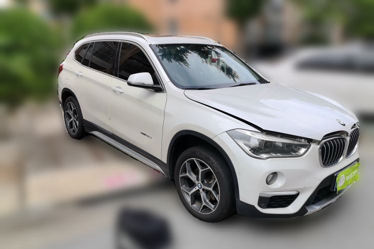 Used BMW X1 2016 sDrive18Li Premium Edition Front Right 45 Deg