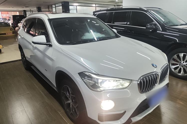 Used BMW X1 2016 sDrive18Li Luxury Model Front Right 45 Deg
