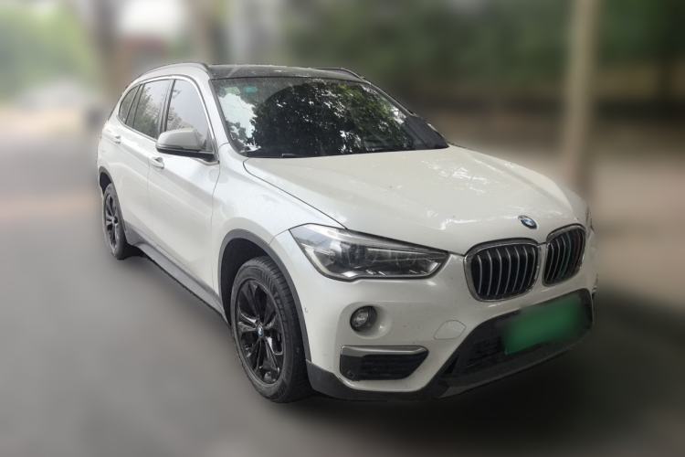 Used BMW X1 2016 sDrive18Li Premium Edition Front Right 45 Deg