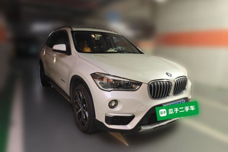 Used BMW X1 2016 sDrive20Li Luxury Model Front Right 45 Deg