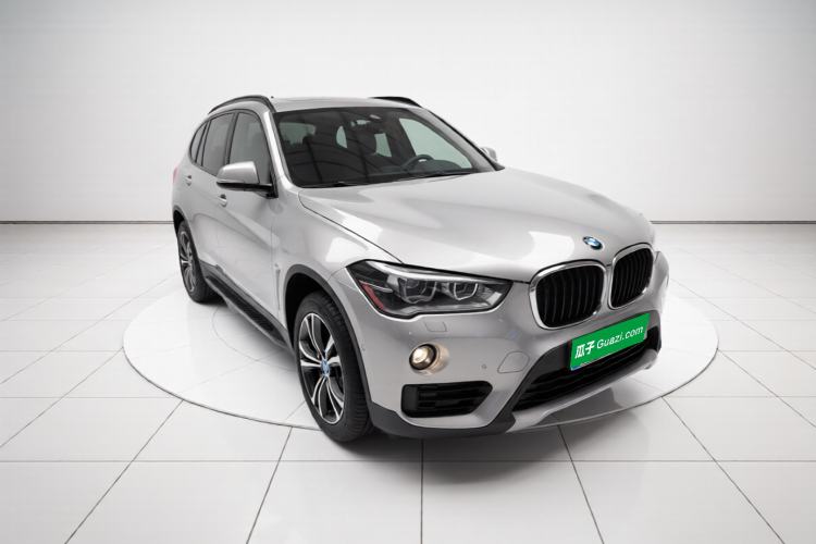 Used BMW X1 2016 xDrive20Li Luxury Model Front Right 45 Deg