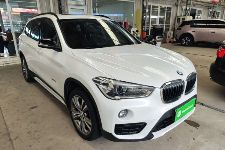 Used BMW X1 2016 sDrive18Li Luxury Model Front Right 45 Deg