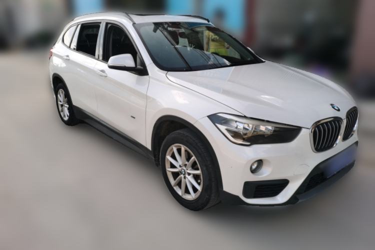Used BMW X1 2016 sDrive18Li Fashion Model Front Right 45 Deg