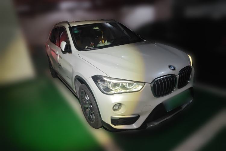 Used BMW X1 2016 sDrive18Li Luxury Model Front Right 45 Deg