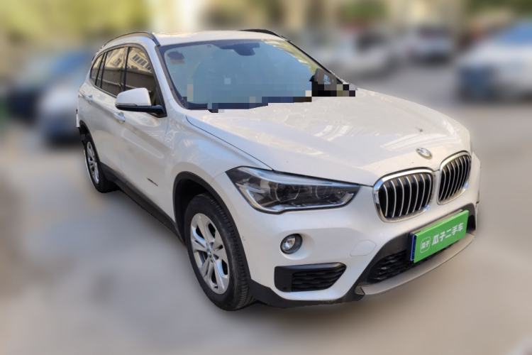 Used BMW X1 2016 sDrive18Li Premium Edition Front Right 45 Deg