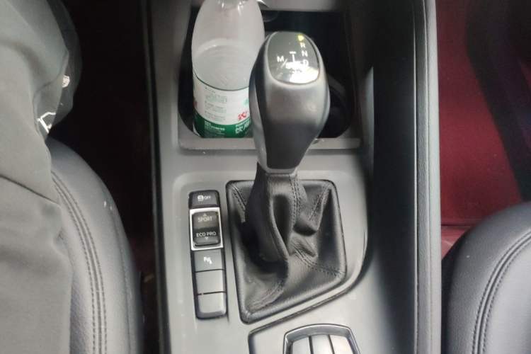 Used BMW X1 2016 sDrive18Li Premium Edition Gear Lever
