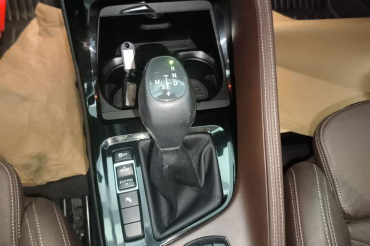 Used BMW X1 2016 sDrive18Li Luxury Model Gear Lever