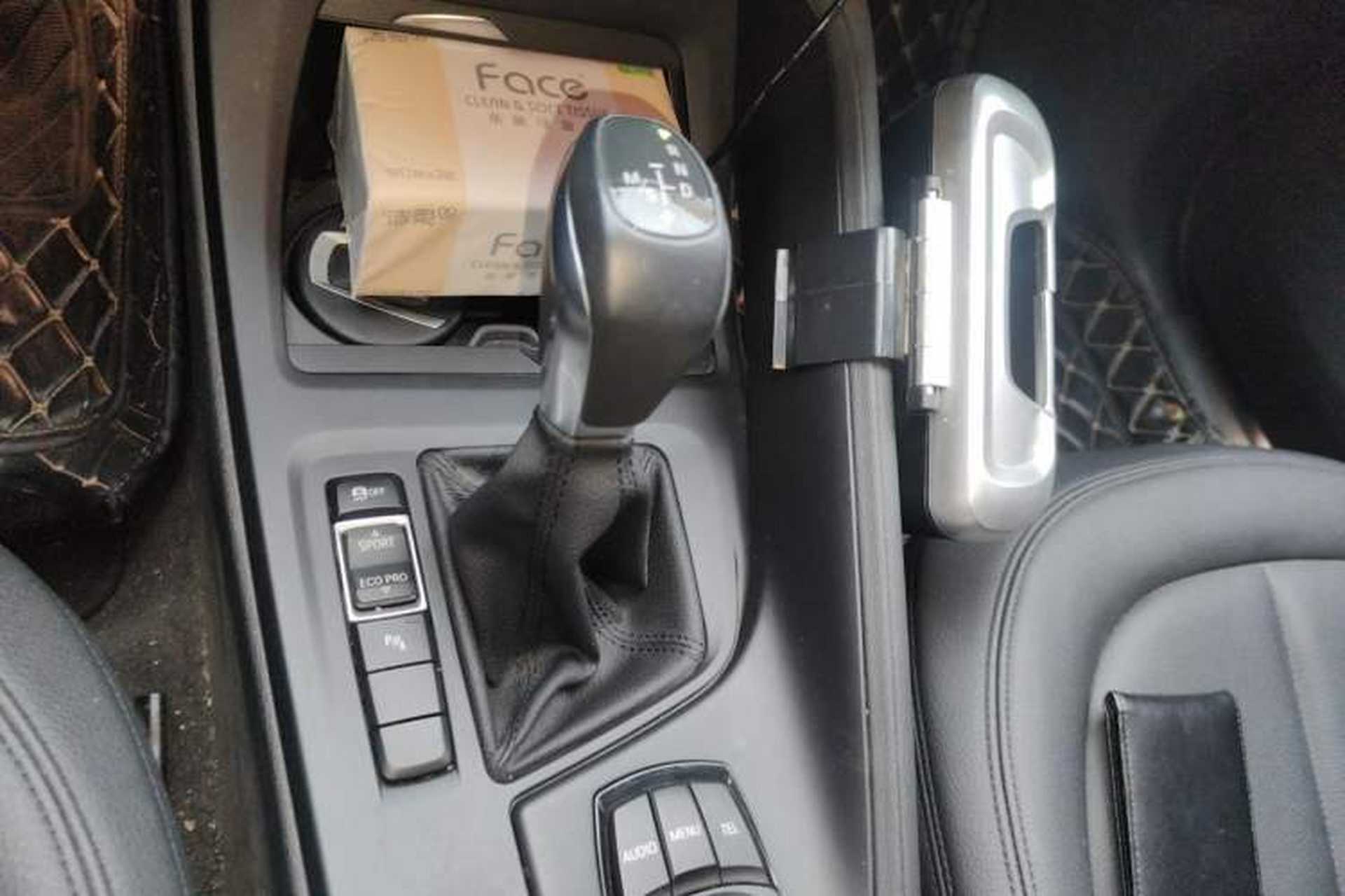 Used BMW X1 2016 sDrive18Li Premium Edition Gear Lever