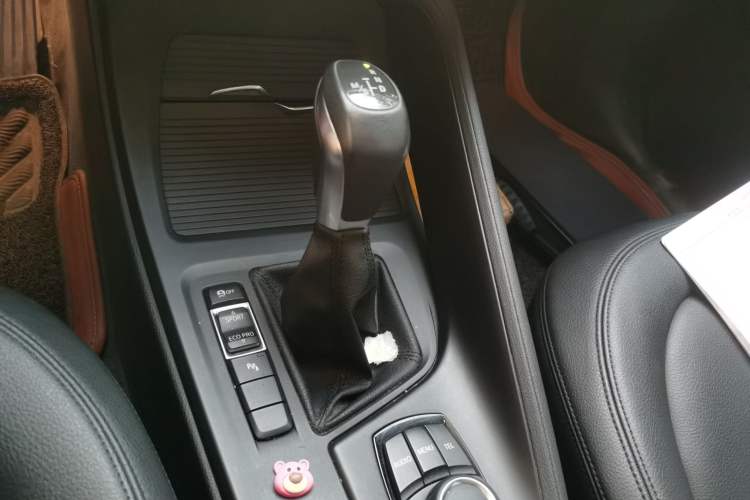 Used BMW X1 2016 sDrive18Li Premium Edition Gear Lever