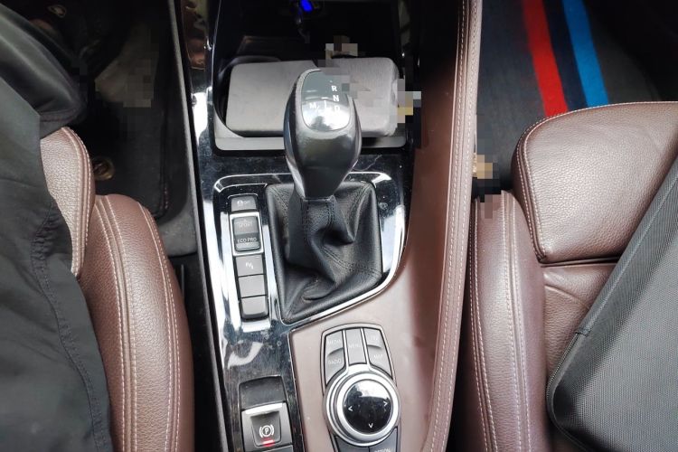 Used BMW X1 2016 sDrive20Li Luxury Model Gear Lever