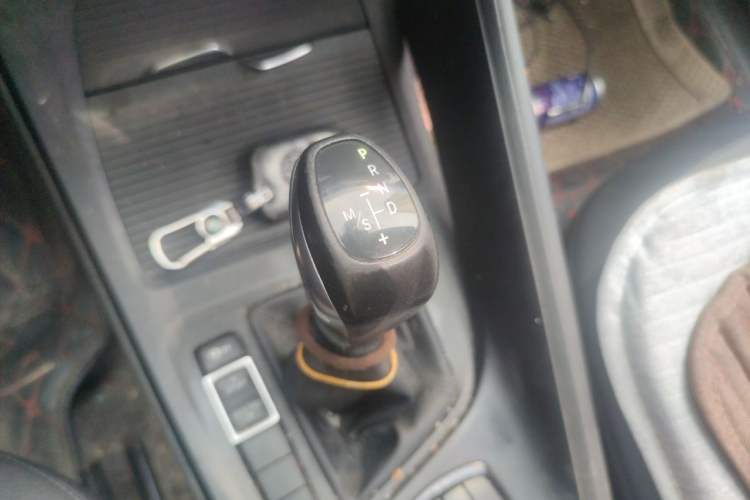 Used BMW X1 2016 sDrive18Li Fashion Model Gear Lever