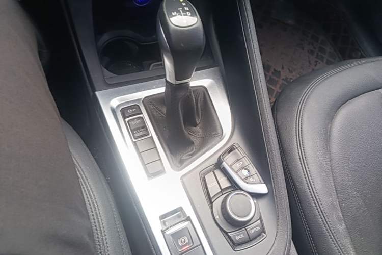 Used BMW X1 2016 sDrive18Li Fashion Model Gear Lever