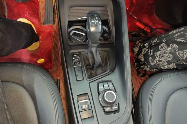 Used BMW X1 2016 sDrive18Li Fashion Model Gear Lever