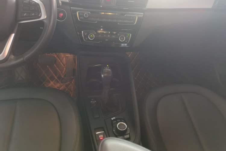Used BMW X1 2016 sDrive18Li Fashion Model Gear Lever