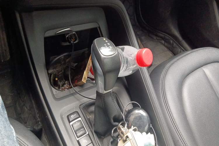 Used BMW X1 2016 sDrive18Li Premium Edition Gear Lever