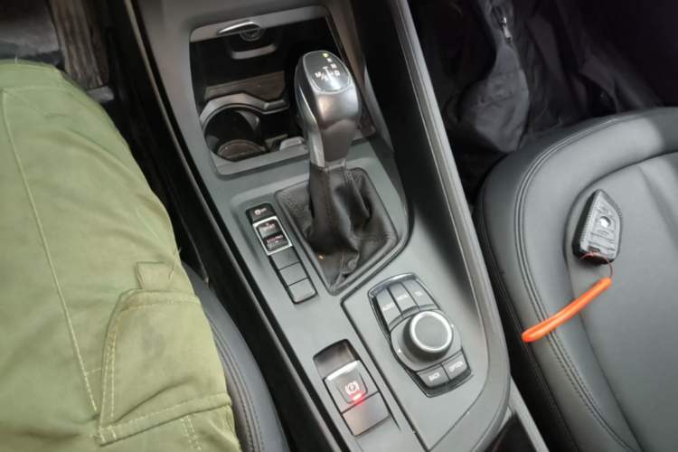 Used BMW X1 2016 sDrive18Li Fashion Model Gear Lever