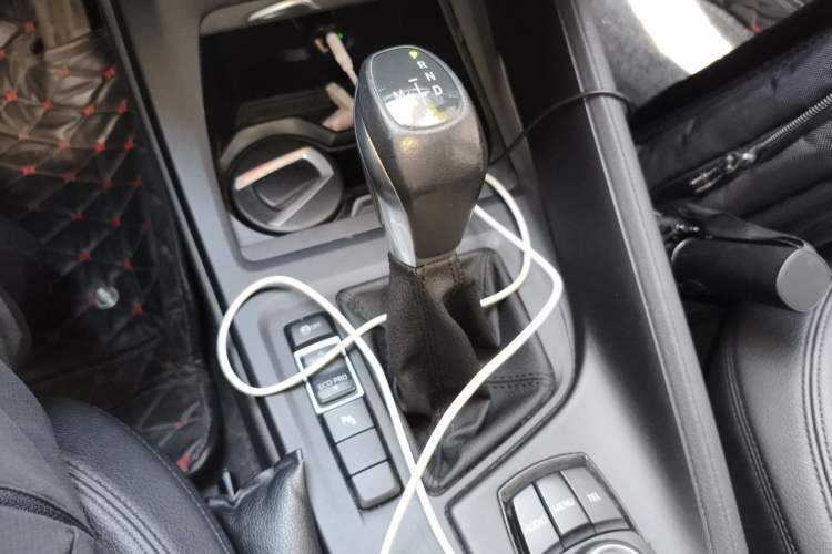 Used BMW X1 2016 sDrive18Li Premium Edition Gear Lever