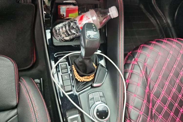 Used BMW X1 2016 sDrive20Li Luxury Model Gear Lever