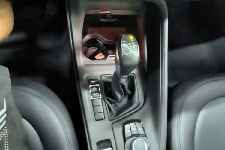 Used BMW X1 2016 sDrive18Li Fashion Model Gear Lever