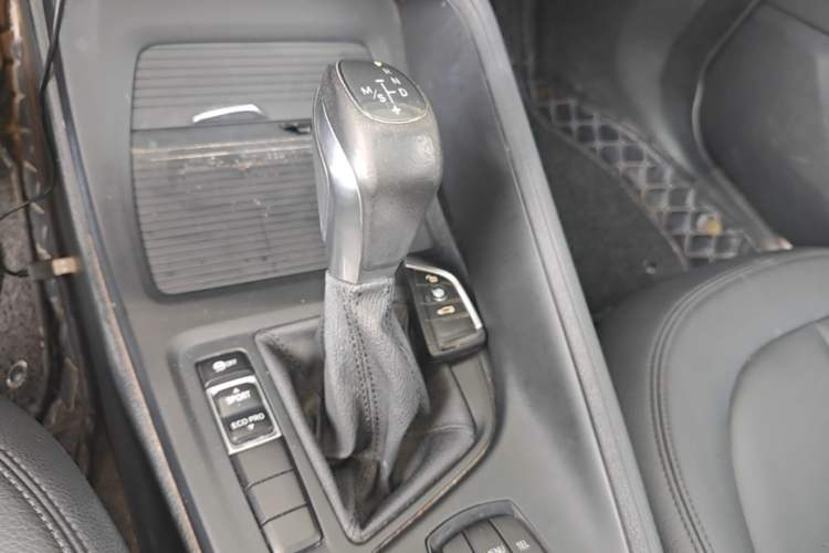 Used BMW X1 2016 sDrive18Li Fashion Model Gear Lever