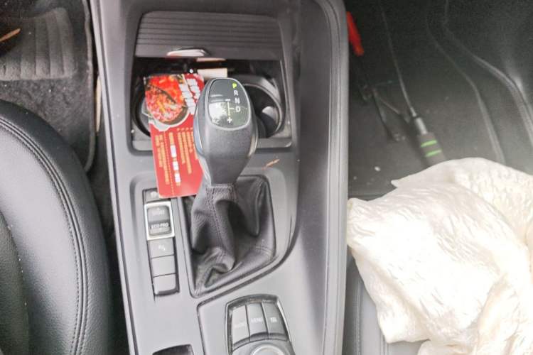 Used BMW X1 2016 sDrive18Li Premium Edition Gear Lever