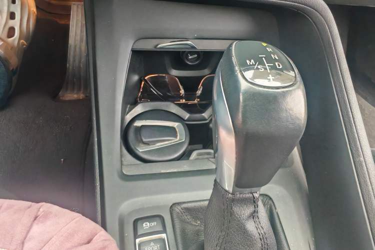 Used BMW X1 2016 sDrive18Li Fashion Model Gear Lever
